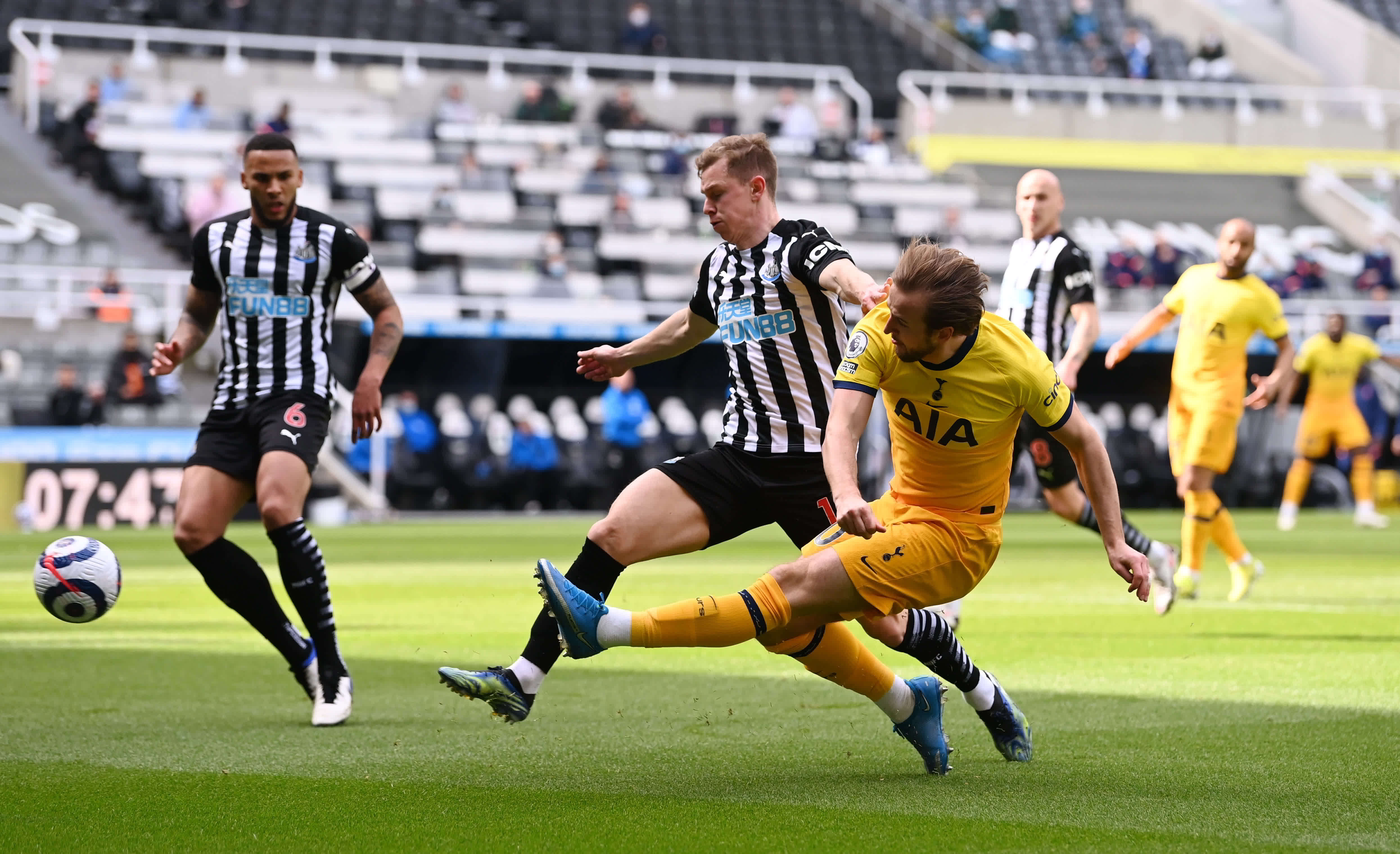 都可能左右 都可能左右