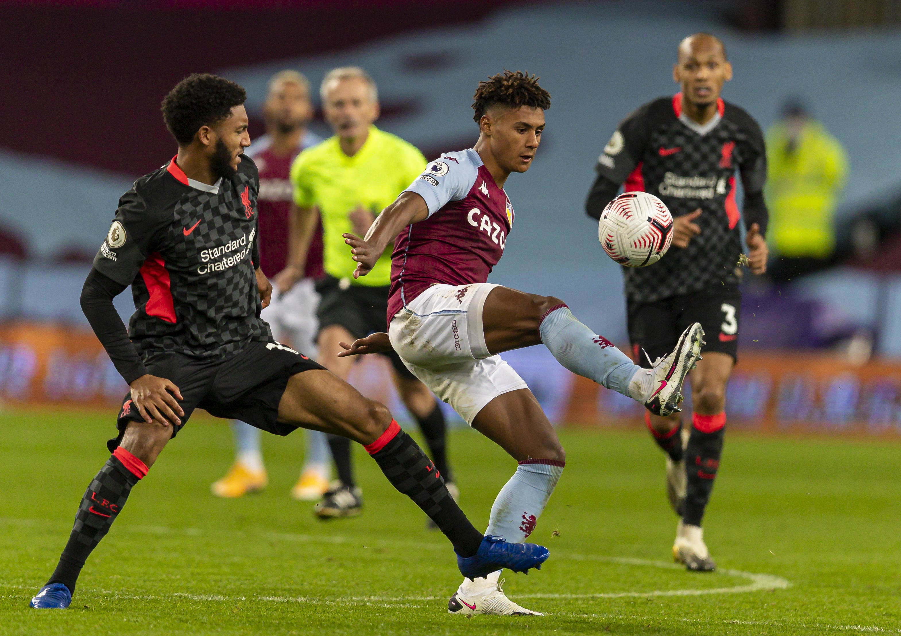 防线中扮演 防线中扮演